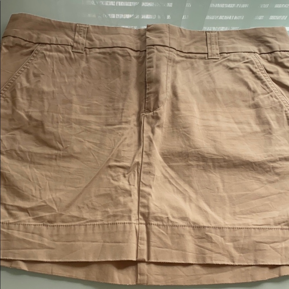 Gap chino mini skirt